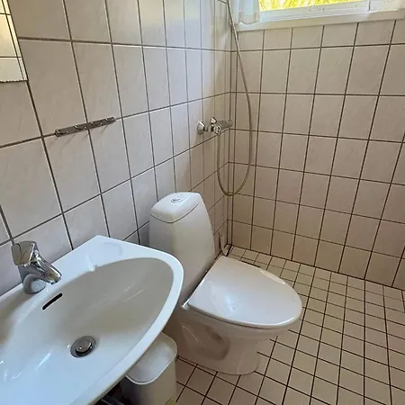 Holiday home 5 Person In Aakirkeby *