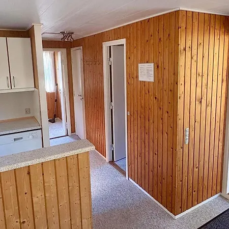 Ferienhaus 5 Person In Aakirkeby *